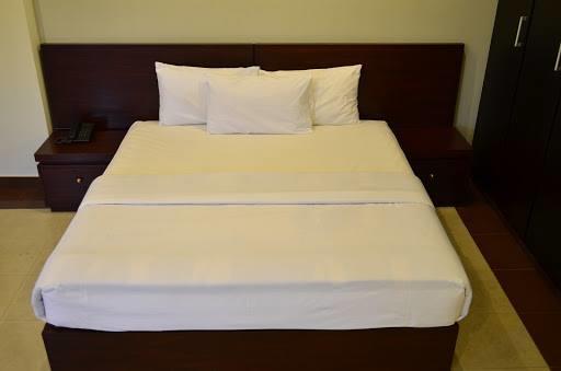 Hotel Multan Continental Eksteriør billede